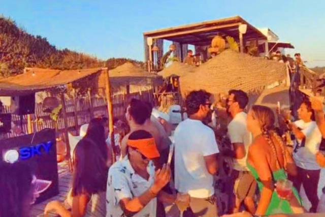 Sardine Beach Bar - 2026