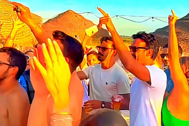 Sardine Beach Bar - 2026