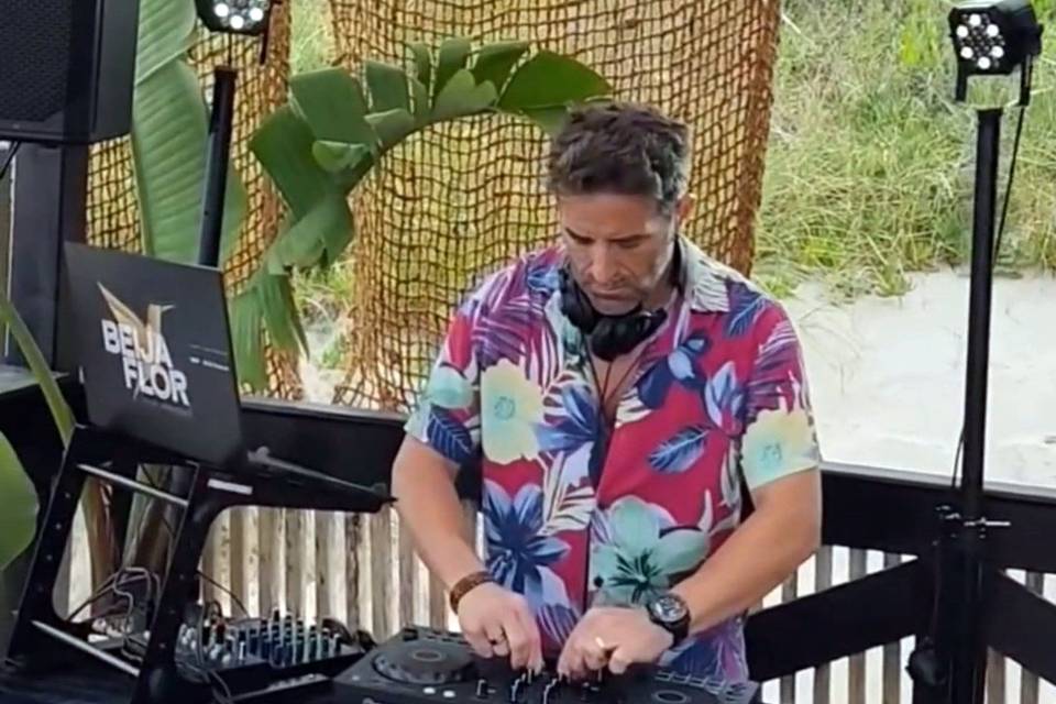 Sardine Beach Bar - 2026