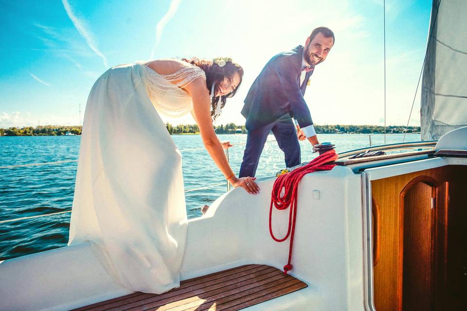 Boat weddings