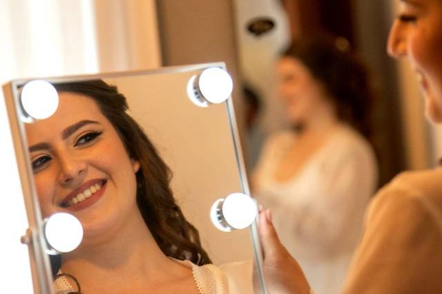 Makeup e hairstyle