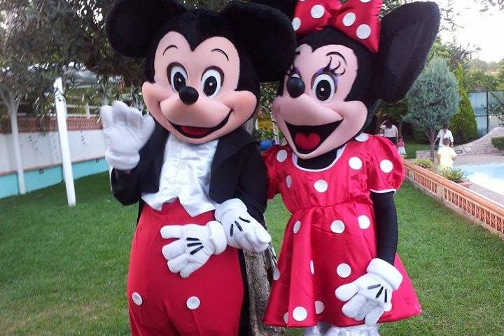 Minnie & Mickey