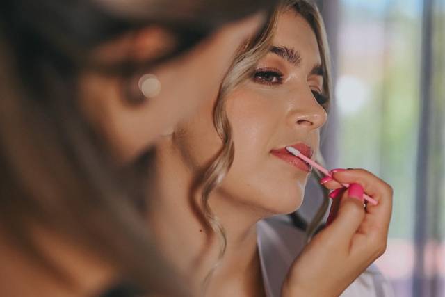 By Carolina Oliveira Makeup