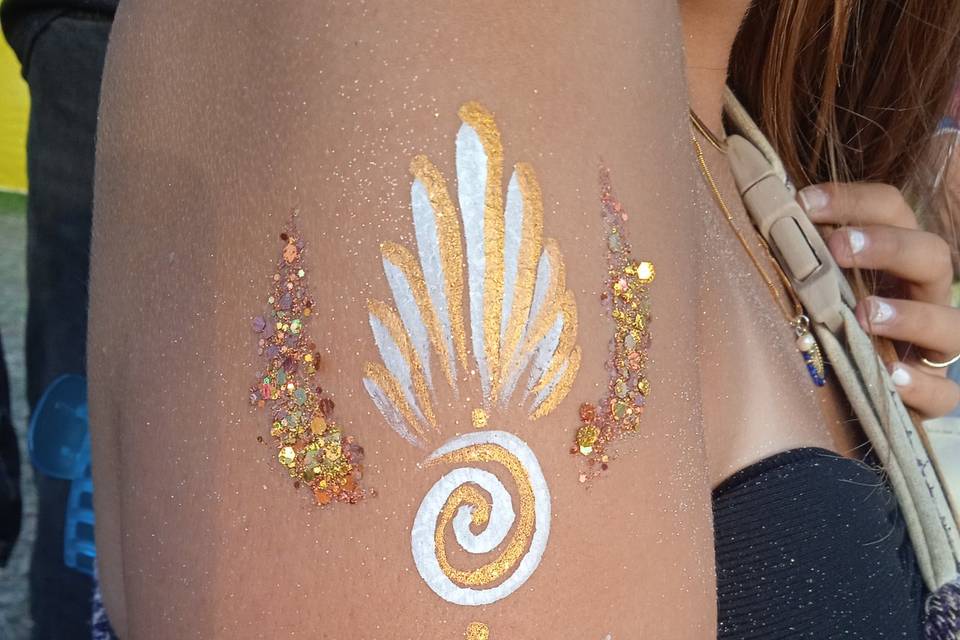Glitter bar