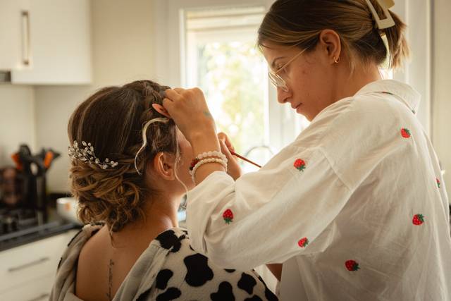 Ana Arnauth Make Up Artist