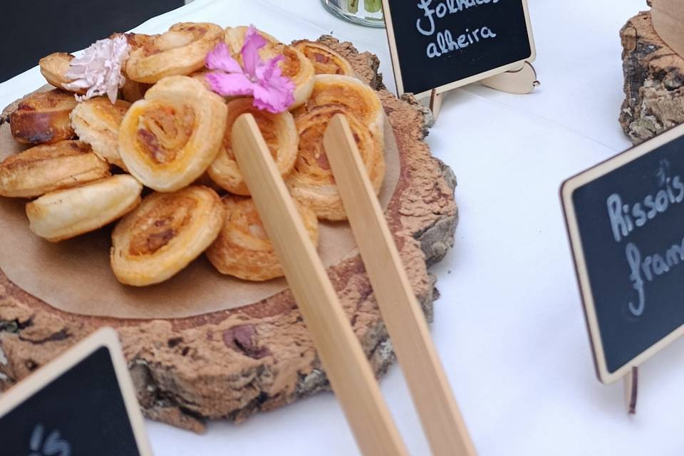 Finger food table