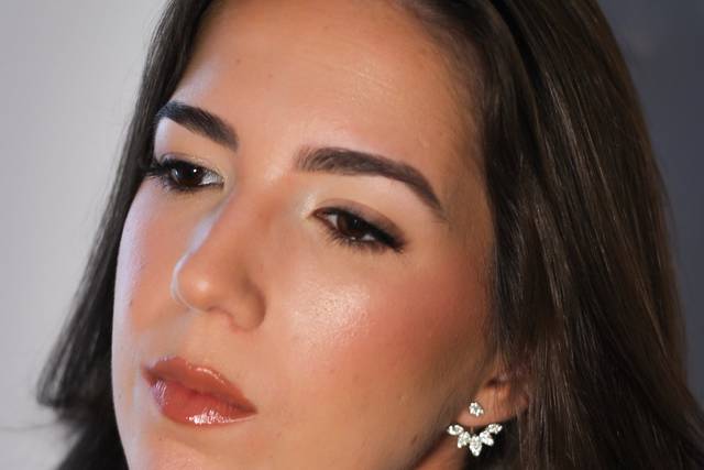 Mariana Carmo Makeup