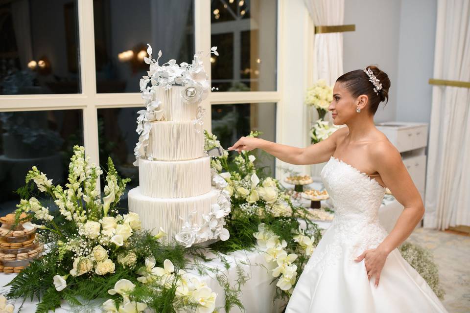 Bolo de Casamento Cenográfico
