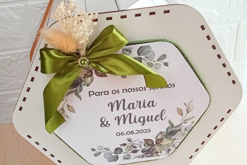 Caixa para envelopes