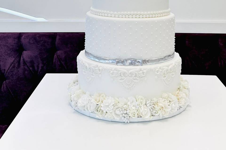 Vintage Wedding Cake