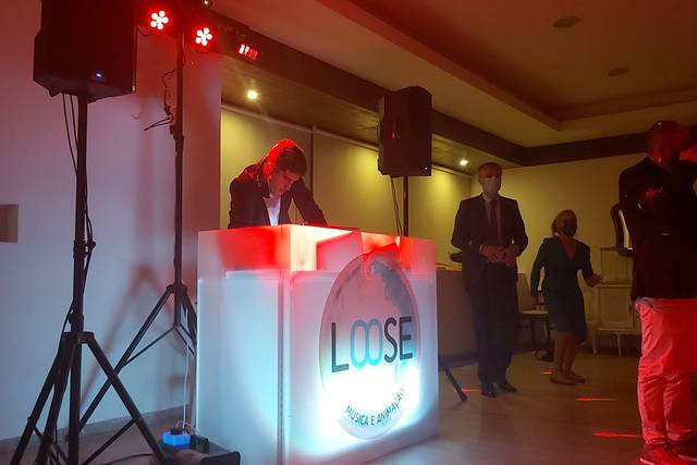 Loose