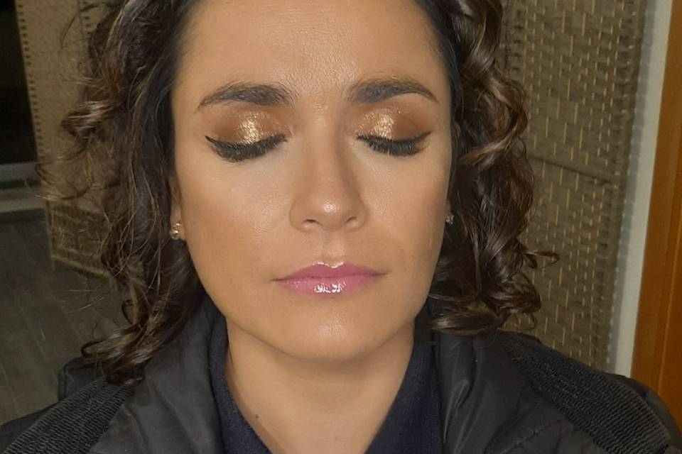Elizabeth Pereira Makeup