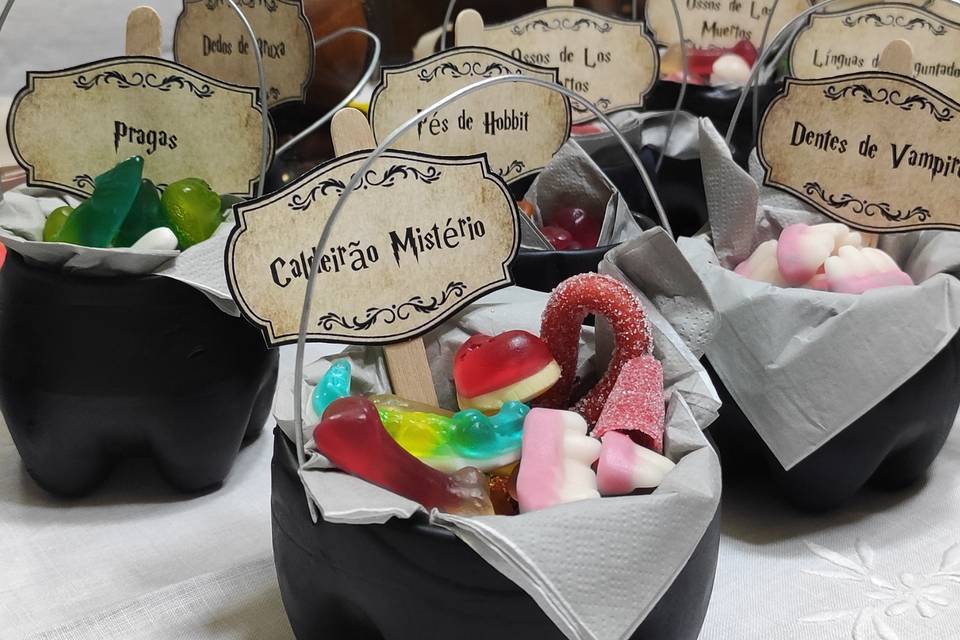 Caldeirões de gomas
