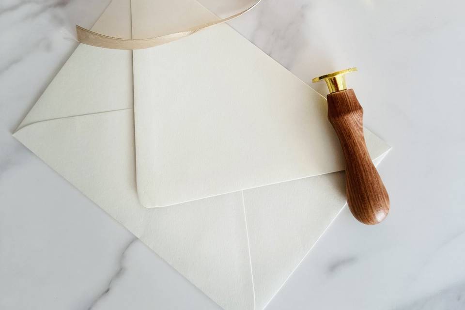 Enveloppe wax seal