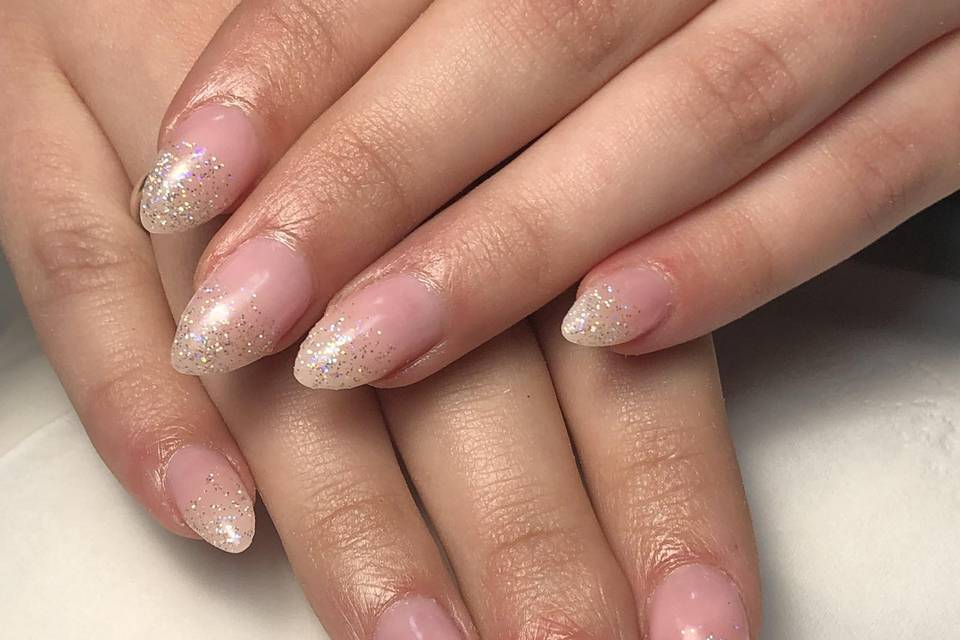 Unhas de Gel e Acrigel