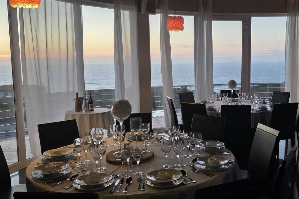 Sala de eventos vista mar