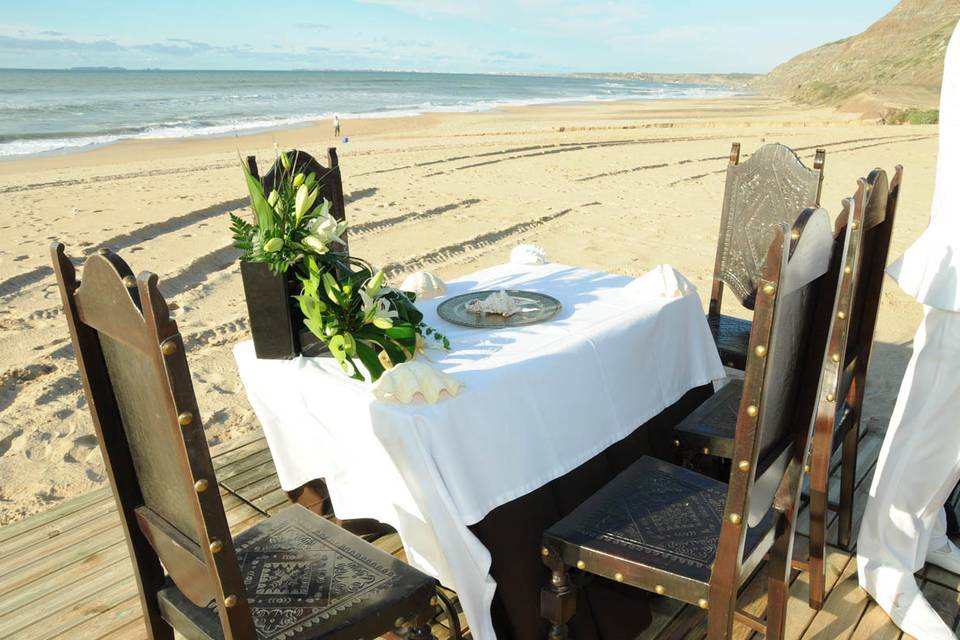 Casamento na areia da praia