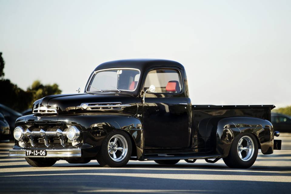 Ford F1 Pickup Truck