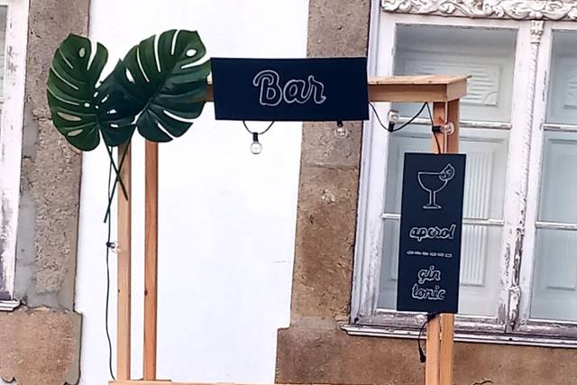La Carreta Bar