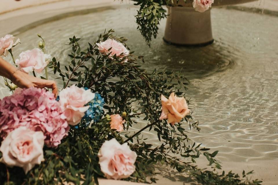 Fountain decor