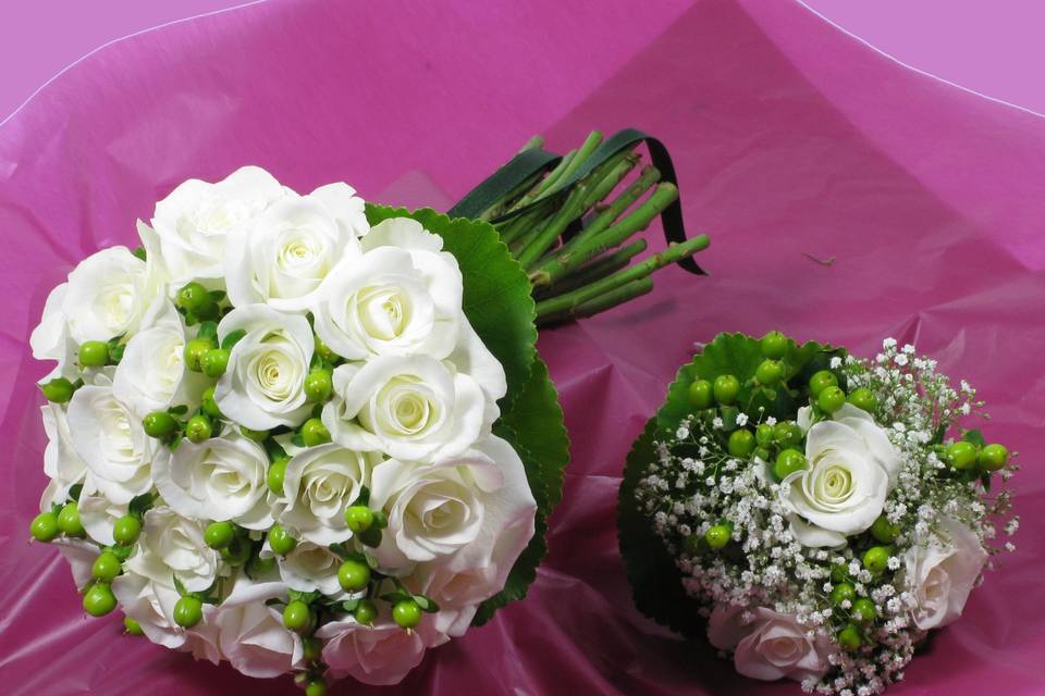 Bouquet de rosas brancas