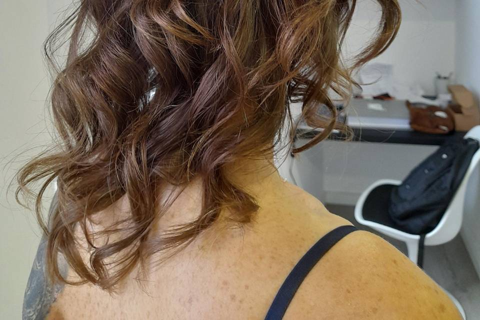 Maquilhagem e cabelo