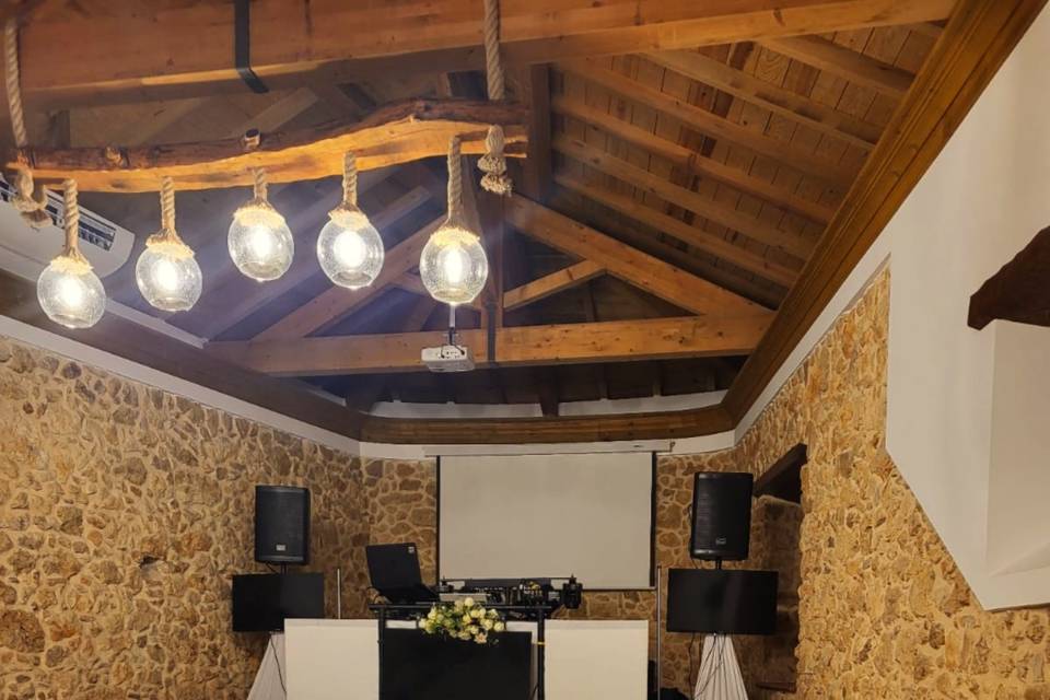 Palco, animação, sala adega