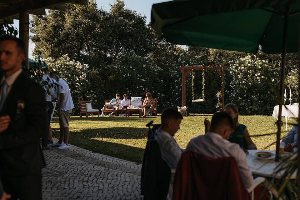 Largo corte bolo