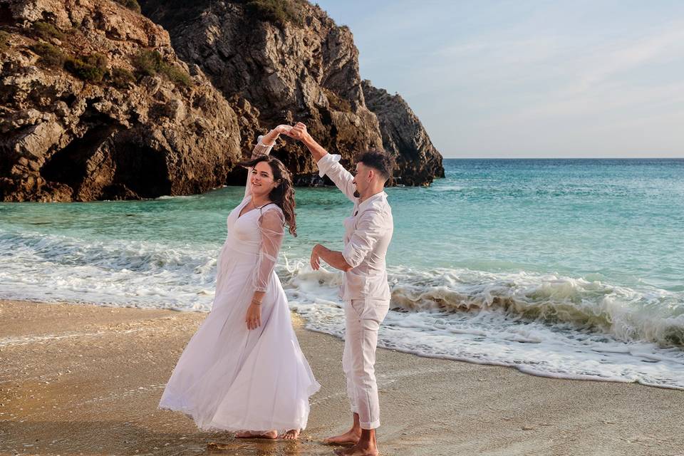 Dança apaixonada dos noivos