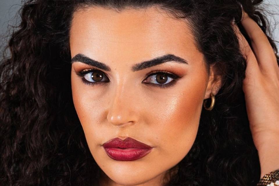 Maquilhagem mais intensa