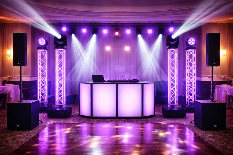 Iluminação e bancada Dj