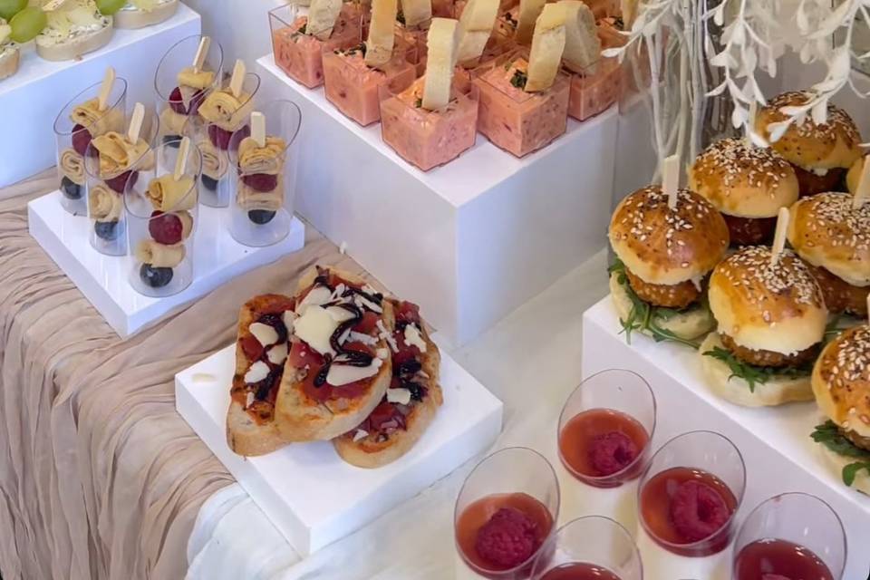 Finger foods