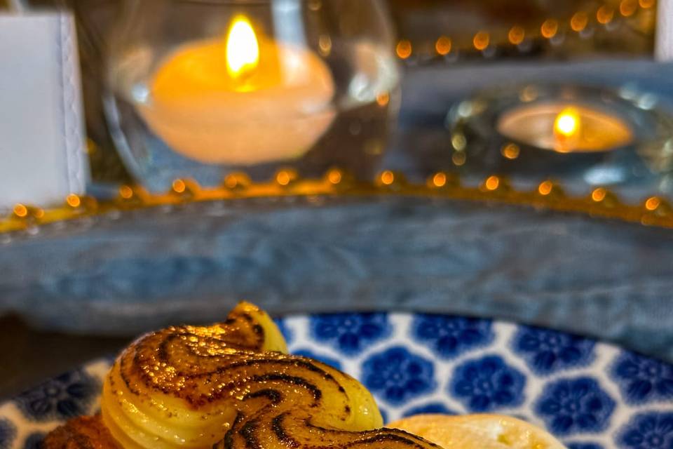 Brioche, creme brulee, gelado