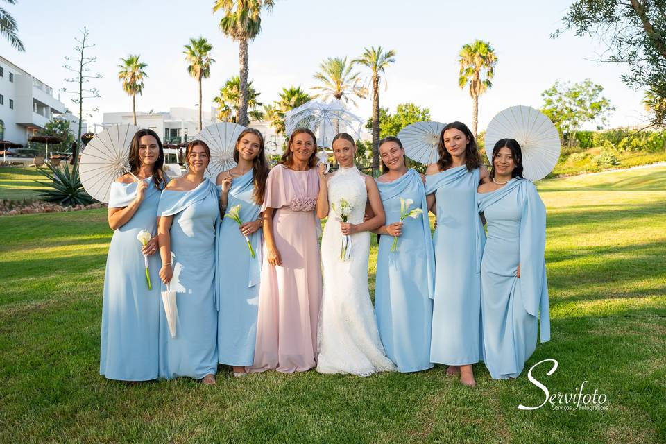 Noiva e Damas