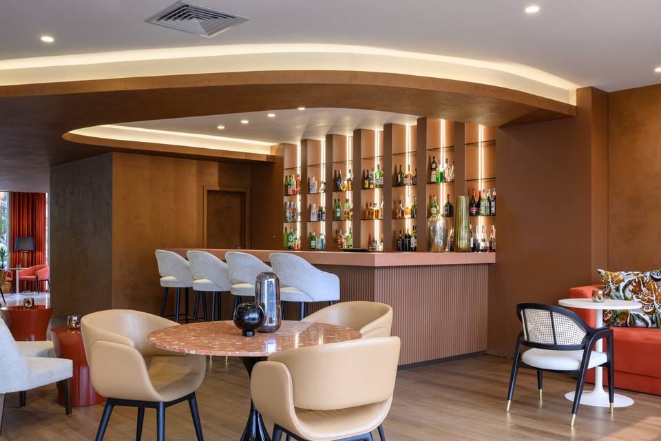 Bar Hotel