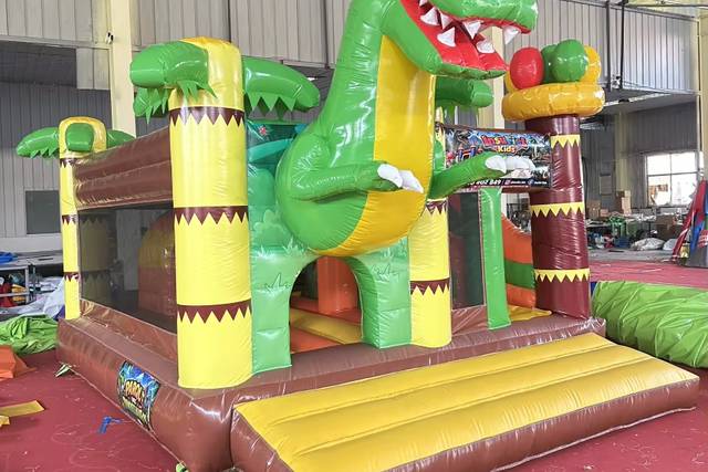 Insuflavel Parque dos Dinos