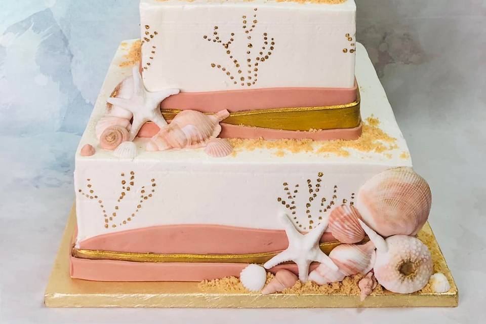 Sea passion wedding cake