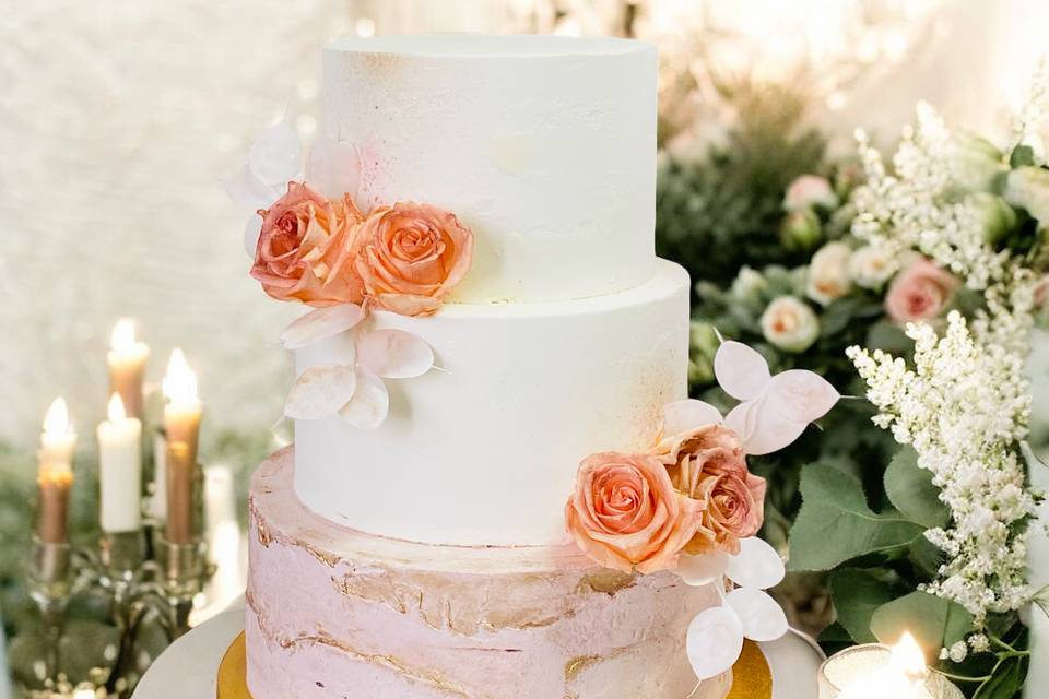 Romantic Wedding Cake