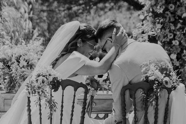 The couple's moment