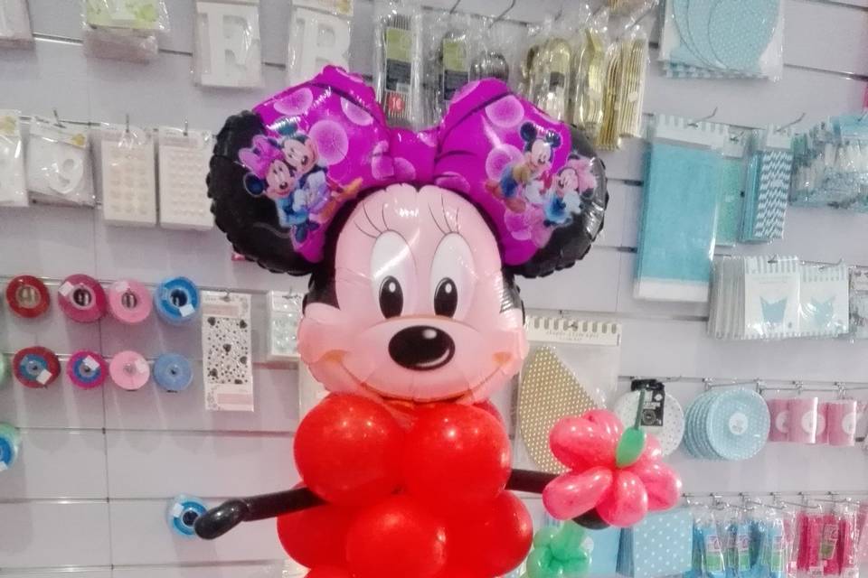 Minnie com balões