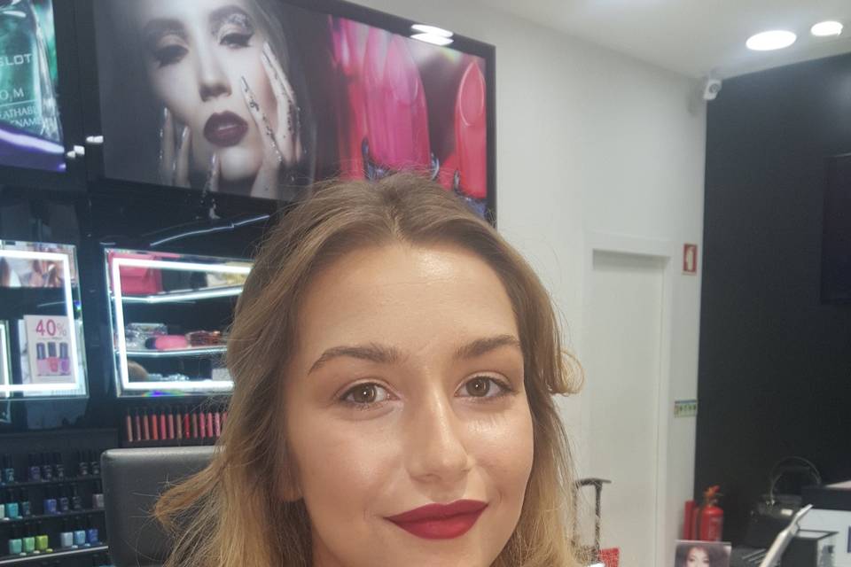 Laura Teixeira Makeup