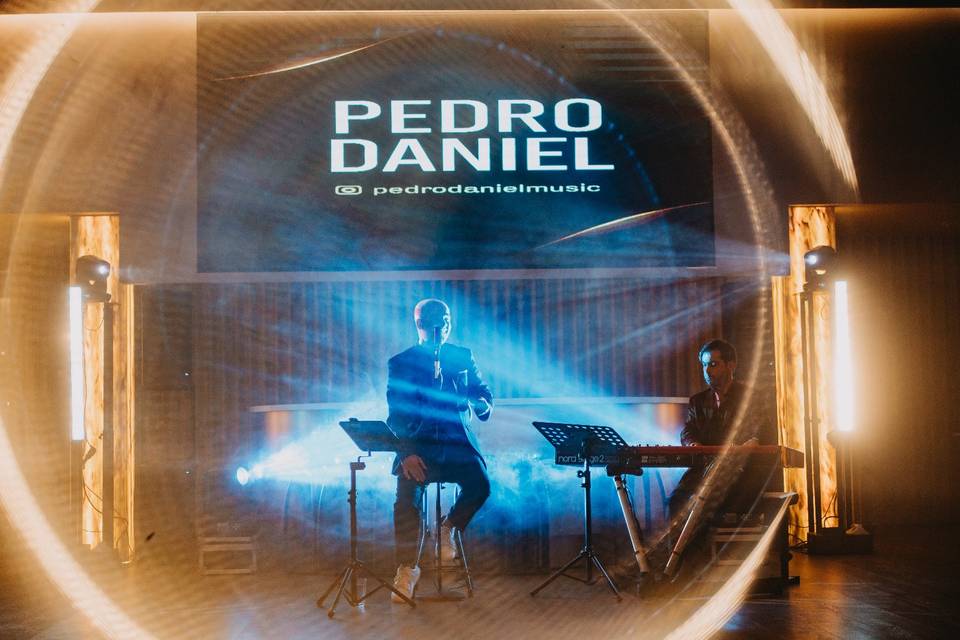 Live music with piano