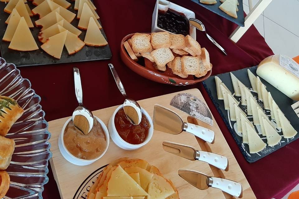 Deliciosa mesa de queijos