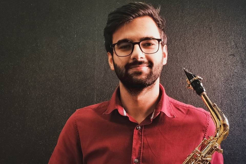 Sempre com o saxofone