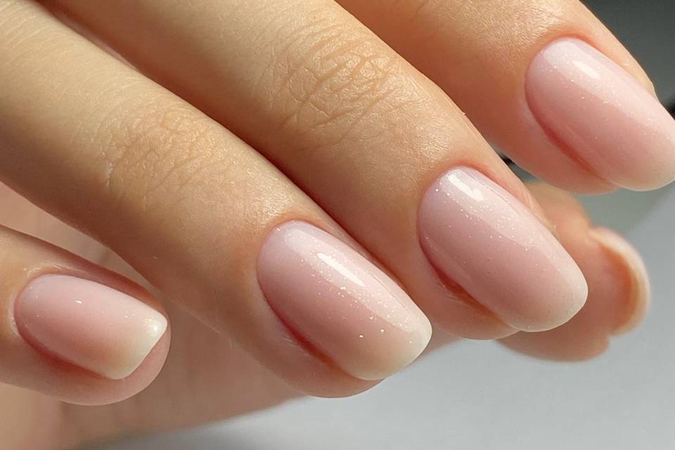 Verniz Gel c/ Manicura Combina