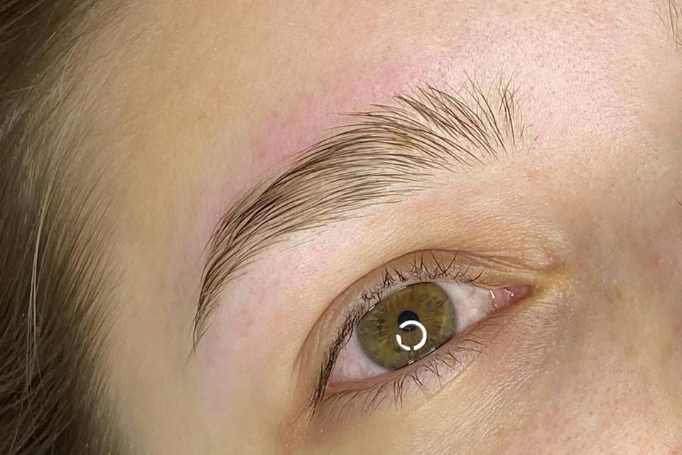 Design de Sobrancelha