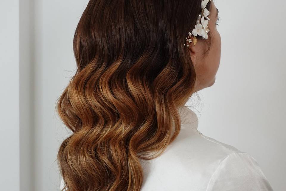 Hollywood Waves