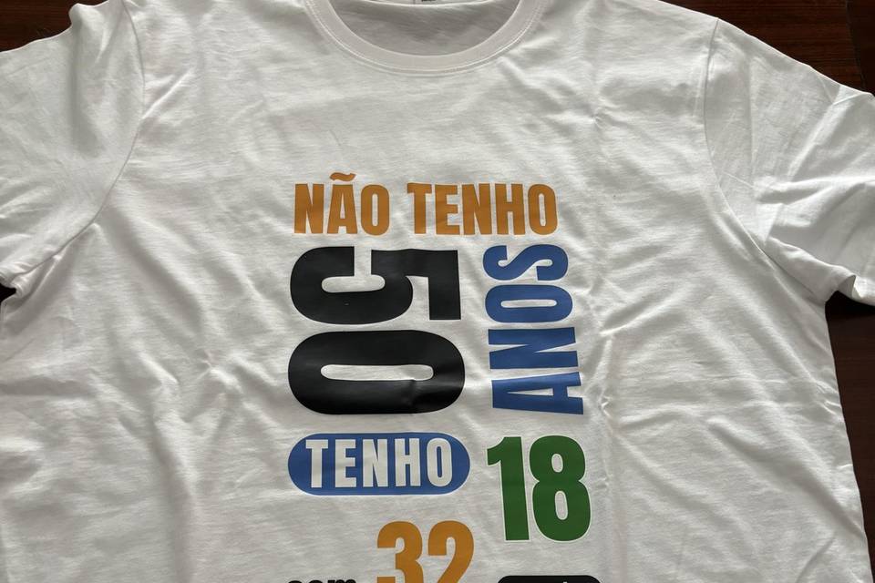 Ti shirt com personalização