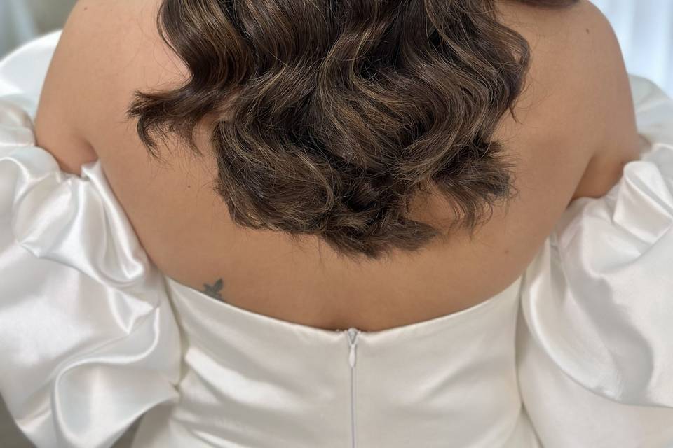 Hollywood Waves