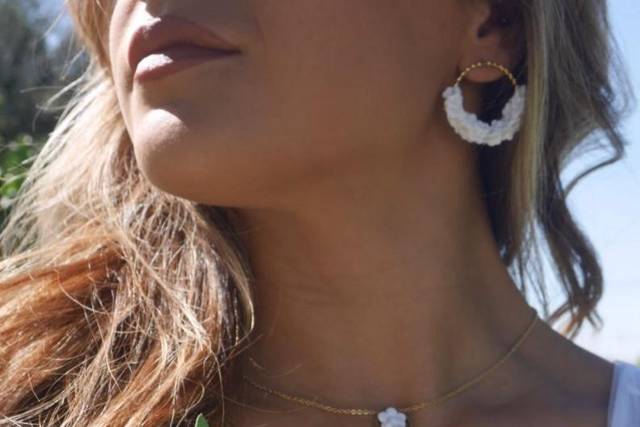 Colar e brincos porcelana